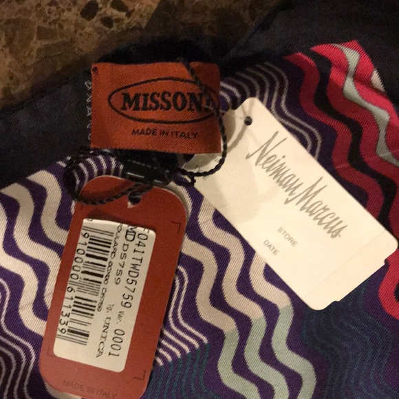 Missoni scarf - Picture 6 of 6